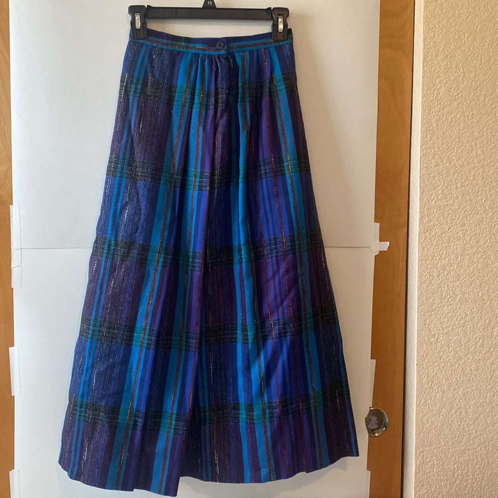 JAEGER London Vintage Classic Pleated Wool Skirt Size 8 to fit.